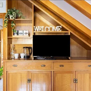 https://villa-casa-lali.adeje-hotels.com